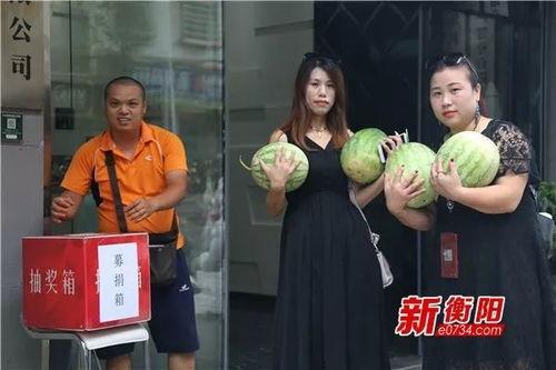 台前吃瓜视频卖衣服,视频带货服装新风尚