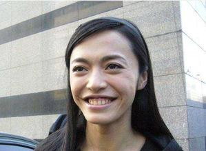 李小婉张大嘴吃瓜视频,揭秘娱乐圈幕后真相